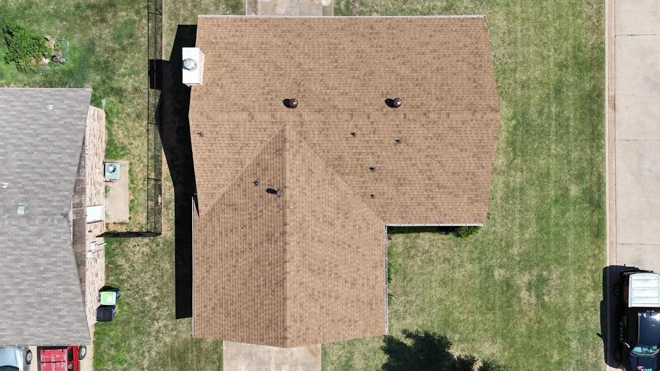 brown asphalt roofing
