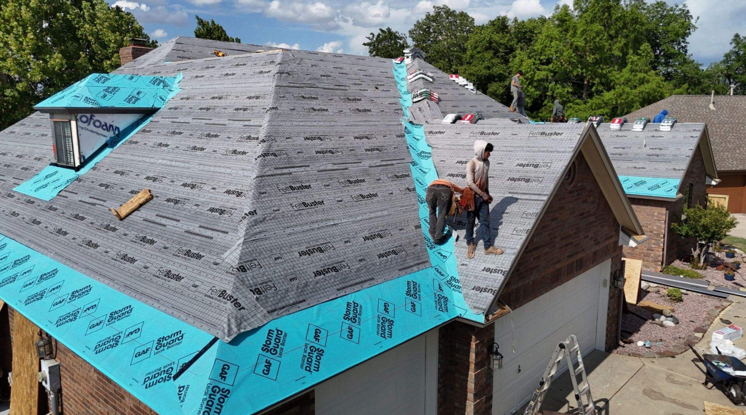 Roof deck protection with underlayment